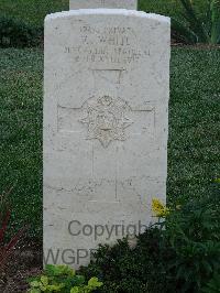 Salonika (Lembet Road) Military Cemetery - White, G